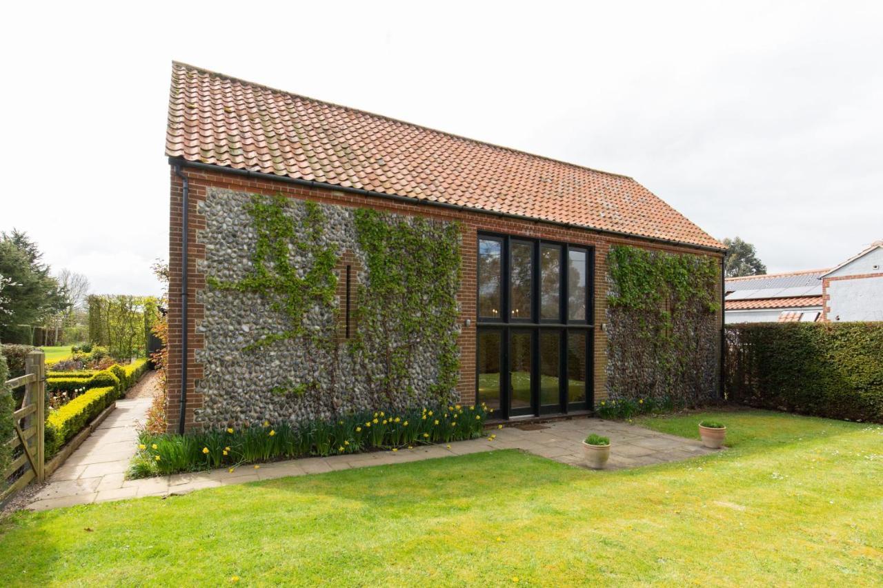 Williams Barn Villa West Beckham Exteriör bild