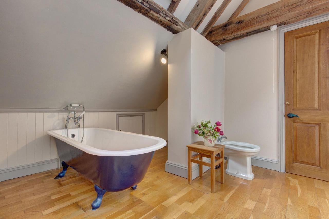 Williams Barn Villa West Beckham Exteriör bild
